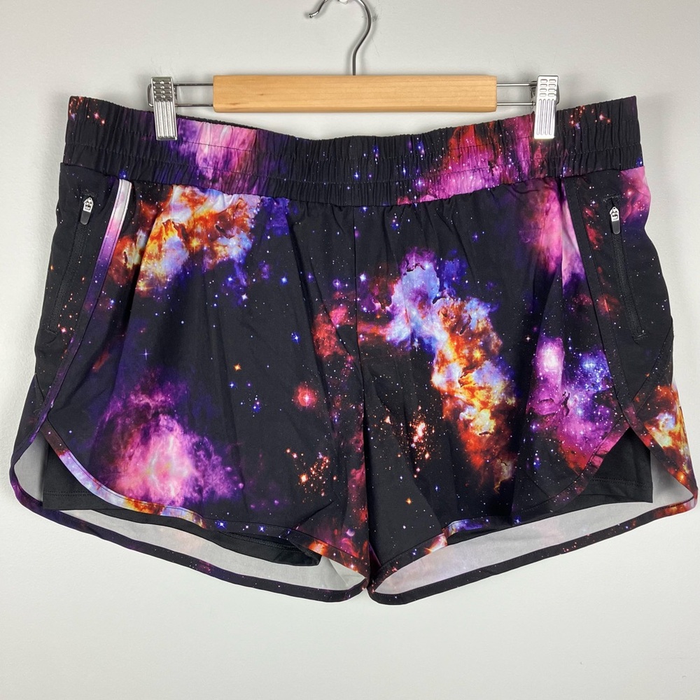 AVIA Galaxy Print Running Shorts Women XL 16-18 Built In Biker Short Zip Pockets